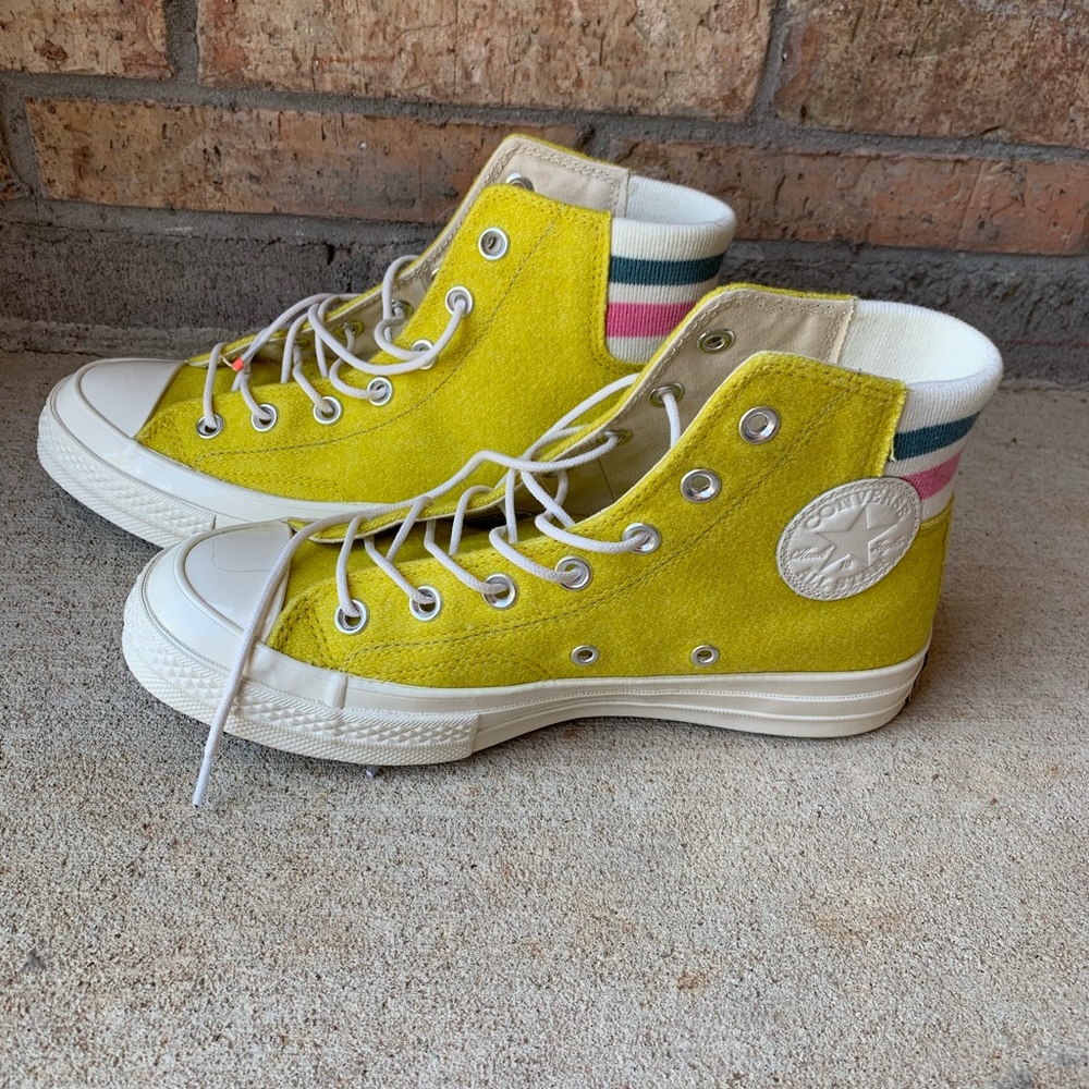 Women’s retro converses!